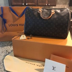 Louis Vuitton Speedy 40 NM Handbag